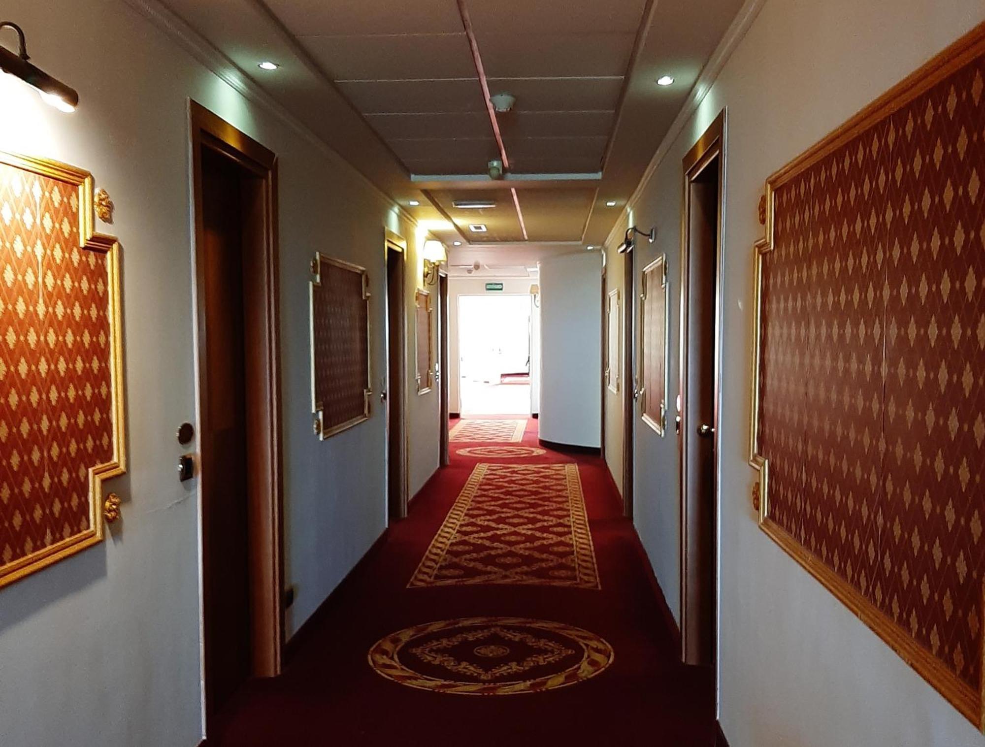 Parco Dei Principi Hotel Рочела Йоника Екстериор снимка