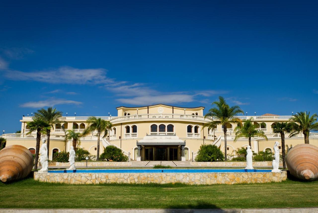 Parco Dei Principi Hotel Рочела Йоника Екстериор снимка